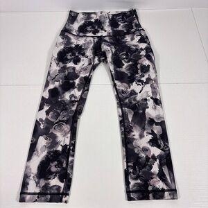 Lululemon Athletica Black Grey Pink Floral Wunder Under Crop (Hi-Rise) Leggings